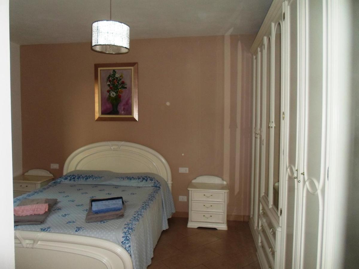 Casa Ines Apartment Лонато Екстериор снимка
